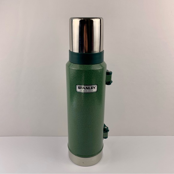 New STANLEY Green Stainless Steel XL 1.40Qt Classic Thermos Foldable Handle - Picture 3 of 15